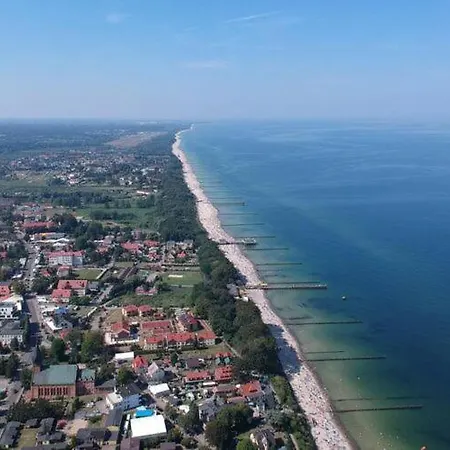 펜션 Holiday Villa With Sauna, Right On The Beach *