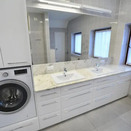 Holiday Villa With Sauna, Right On The Beach *