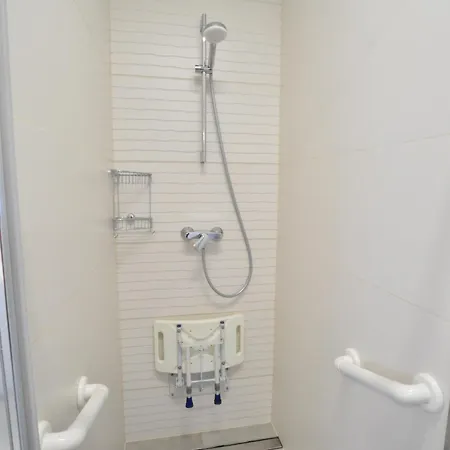 Holiday Villa With Sauna, Right On The Beach *