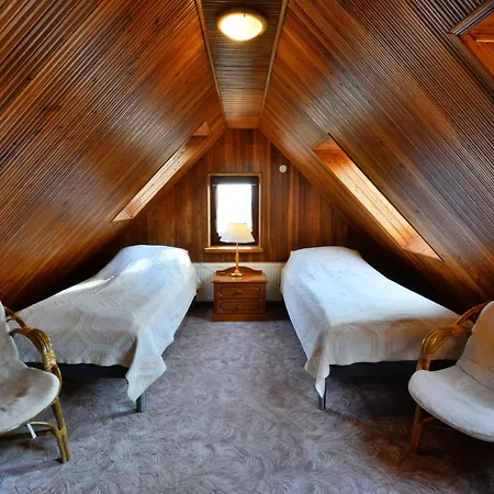 Holiday Villa With Sauna, Right On The Beach 펜션 우스트 노리 모르스키